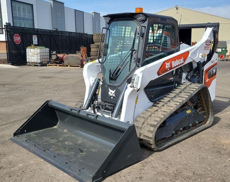 2021 Bobcat T76